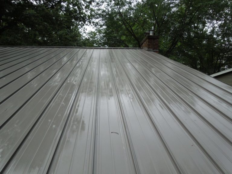 Roof Cleaning Grand Rapids MI