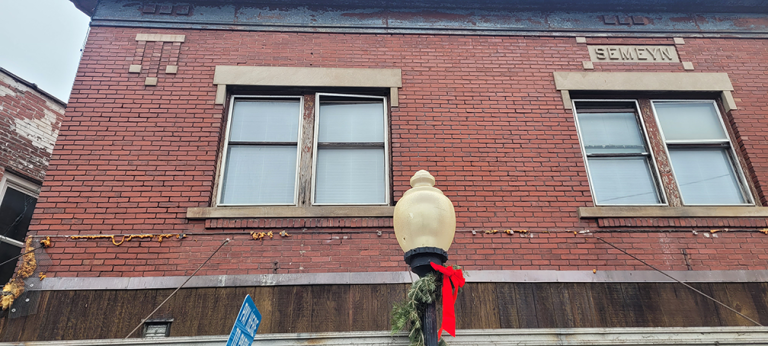 Graffiti removal Grand Rapids MIEdit 768x346 1