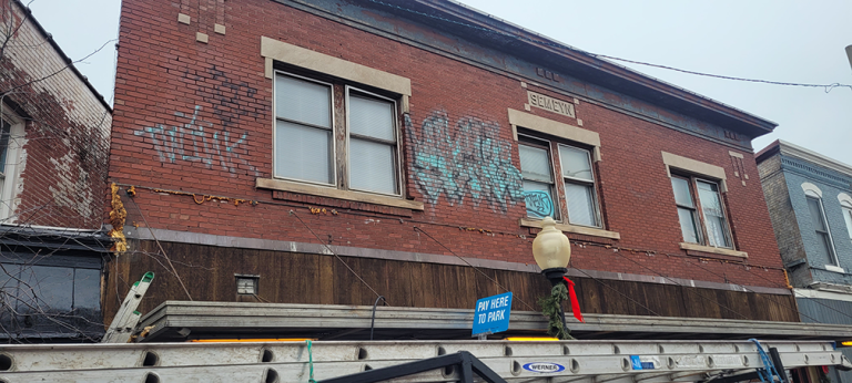 Graffiti removal Grand RapidsEdit 768x346 1